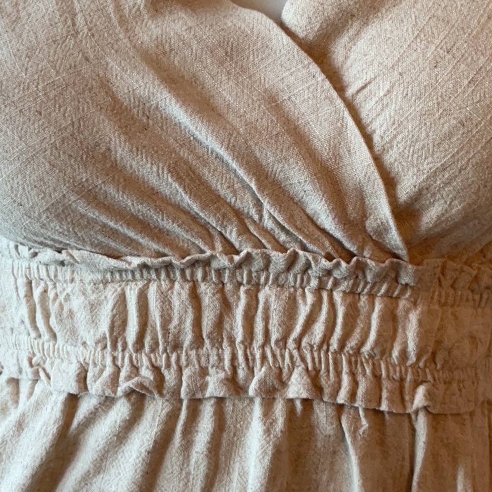 Monteau Cream V-Neck Smocked Waist Midi Dress - Picture 5 of 9